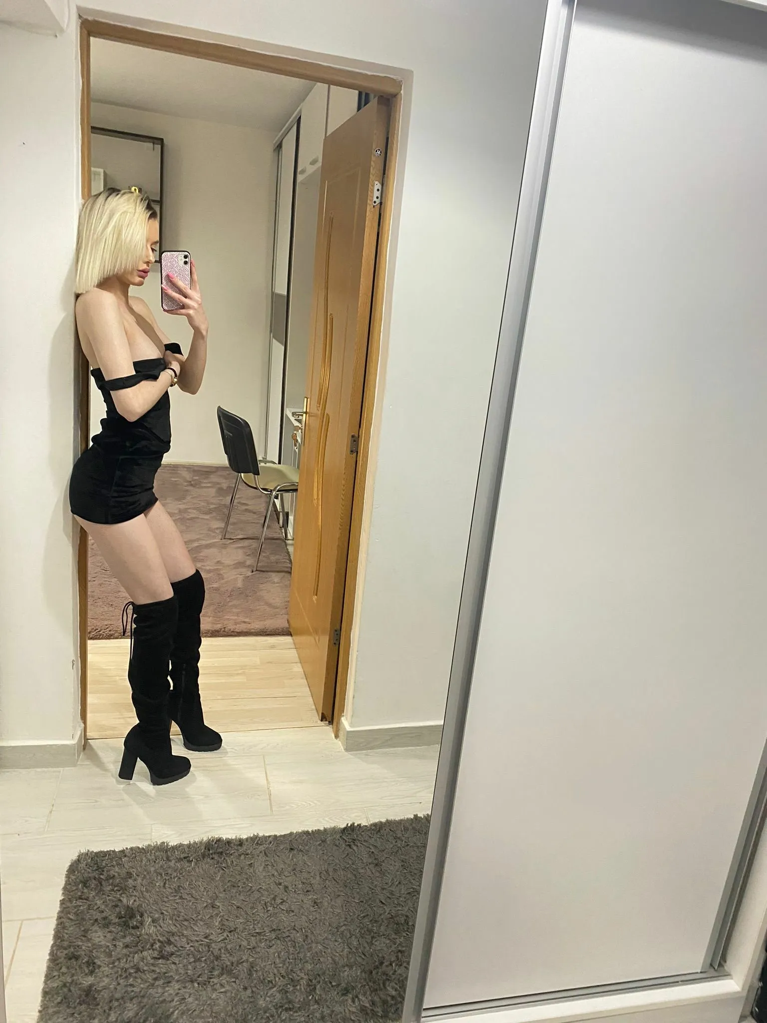 Live sex webcam photo for JaneCandyy #7837556