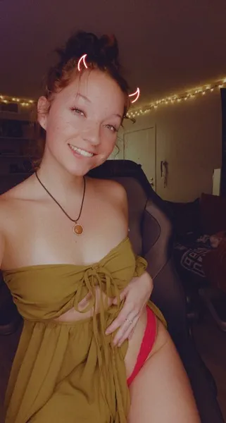 Live sex webcam photo for LizzyVonn #5351768