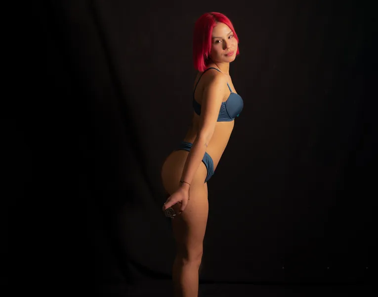 Live sex webcam photo for SusyGraay #6009613