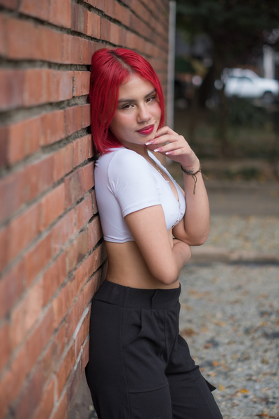 Live sex webcam photo for SusyGraay #6009747