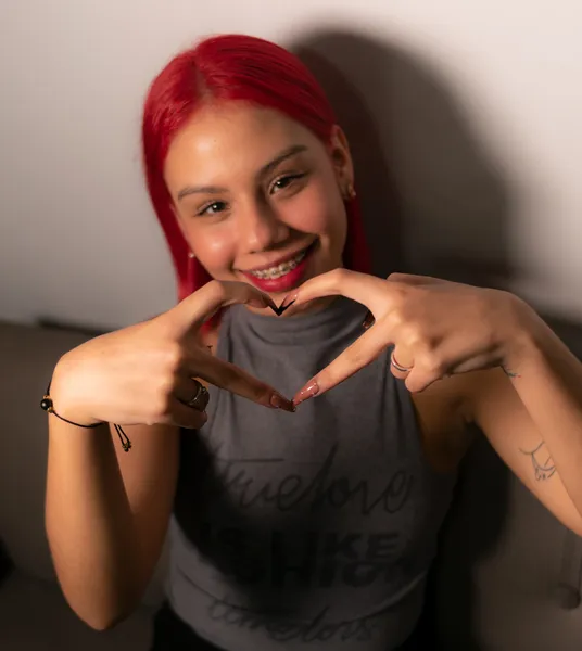 Live sex webcam photo for SusyGraay #6009501