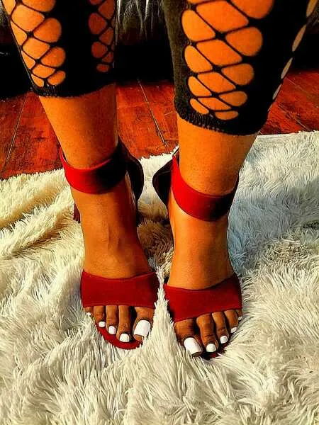 Live sex webcam photo for BurstyBabyDoll #5436191