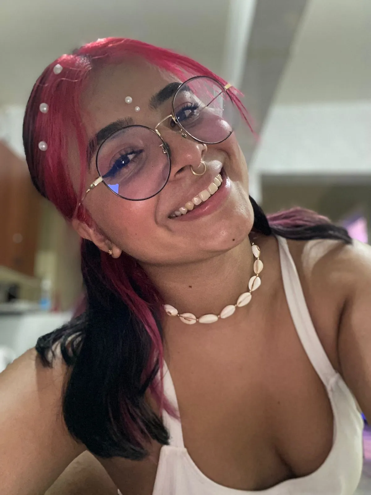 Live sex webcam photo for AliiceWonderland #7126607