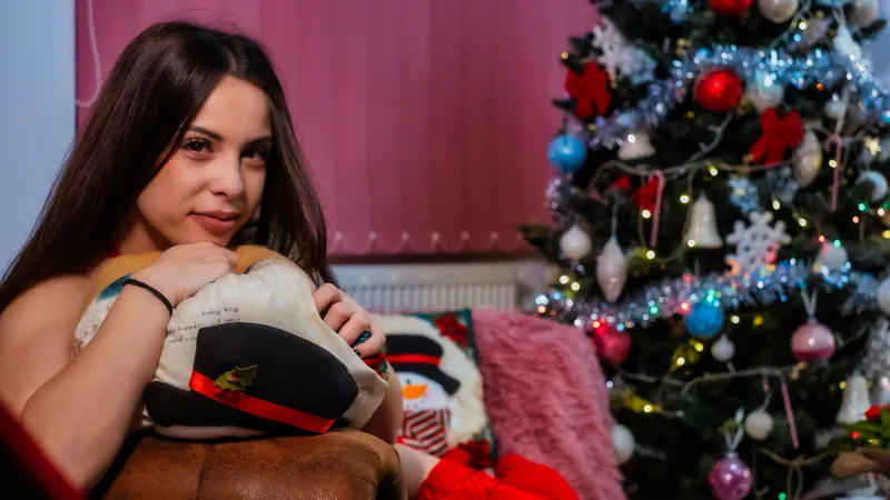 Live sex webcam photo for EllaRaven #6080197