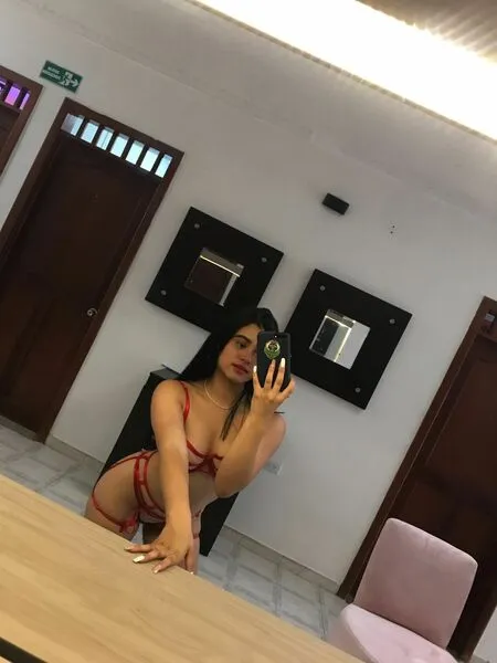 Live sex webcam photo for sabrinacooper19 #5358265