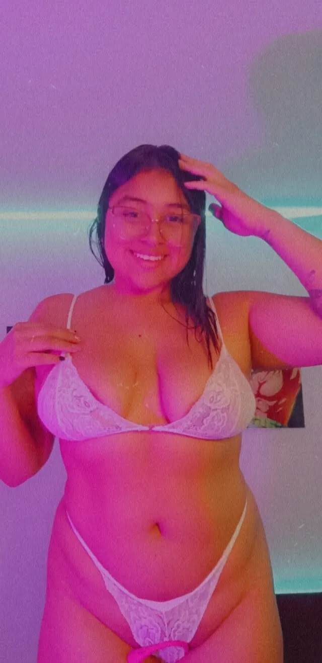 Live sex webcam photo for Sofiarodrigue #8604822