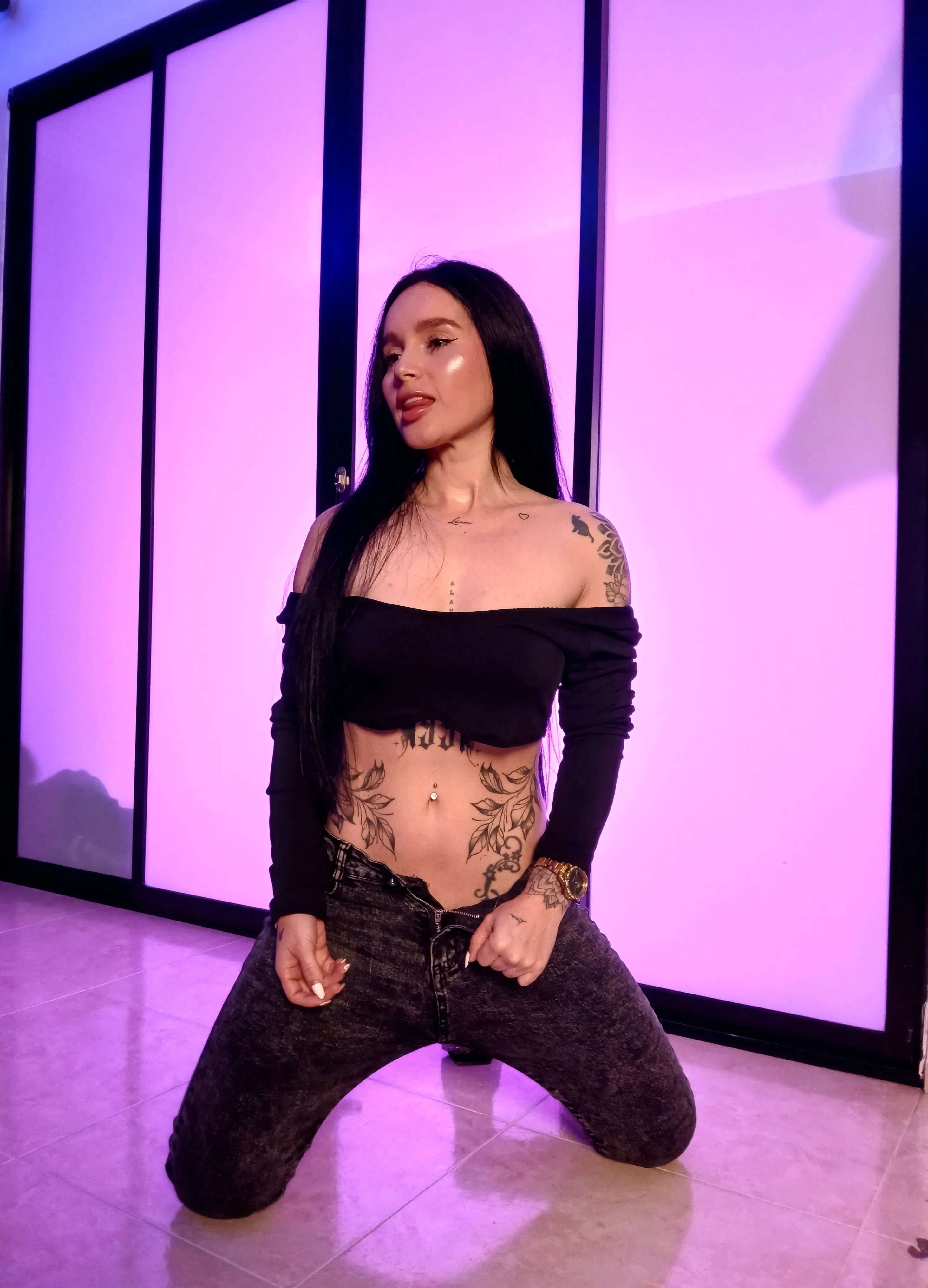 Live sex webcam photo for Sweetssinn #7951406