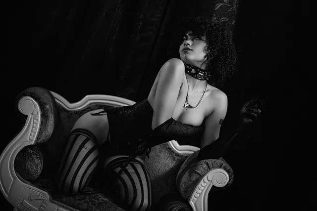 Live sex webcam photo for TwiilightLoidy #6183749