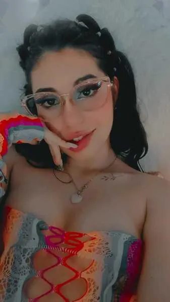 Live sex webcam photo for SeleneJonnes #6112812