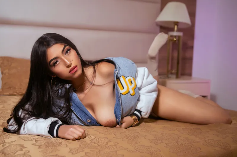 Live sex webcam photo for AntonelaSmit #5366462