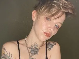 Live sex webcam photo for Baileyskyes #6628587