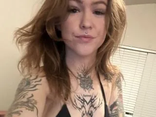 Live sex webcam photo for Baileyskyes #6428563