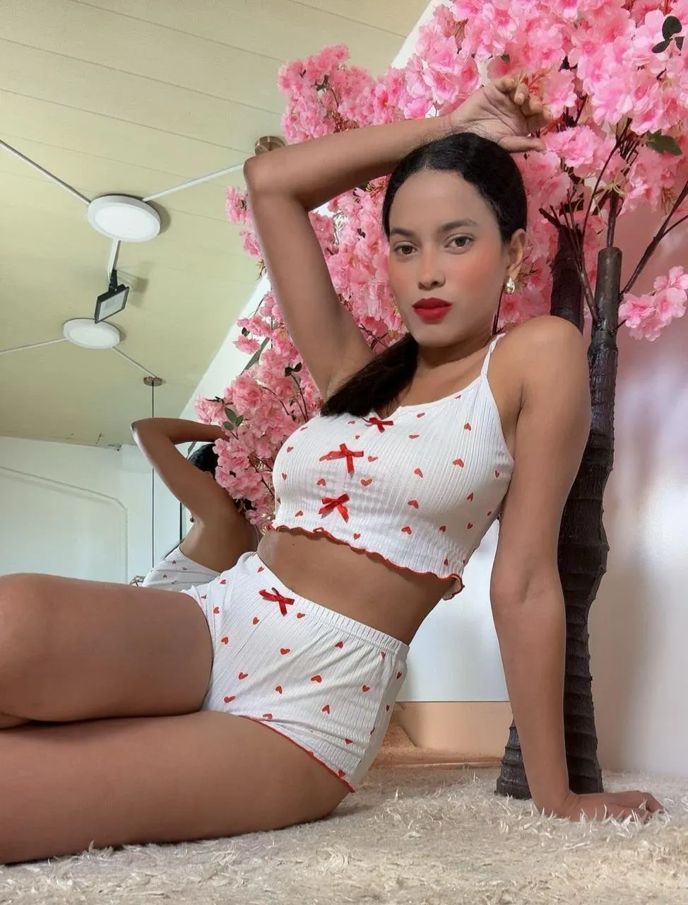 Live sex webcam photo for LiaObrion18 #7441653