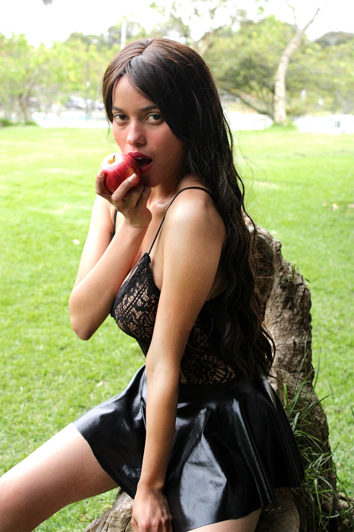 Live sex webcam photo for LiaObrion18 #7410406