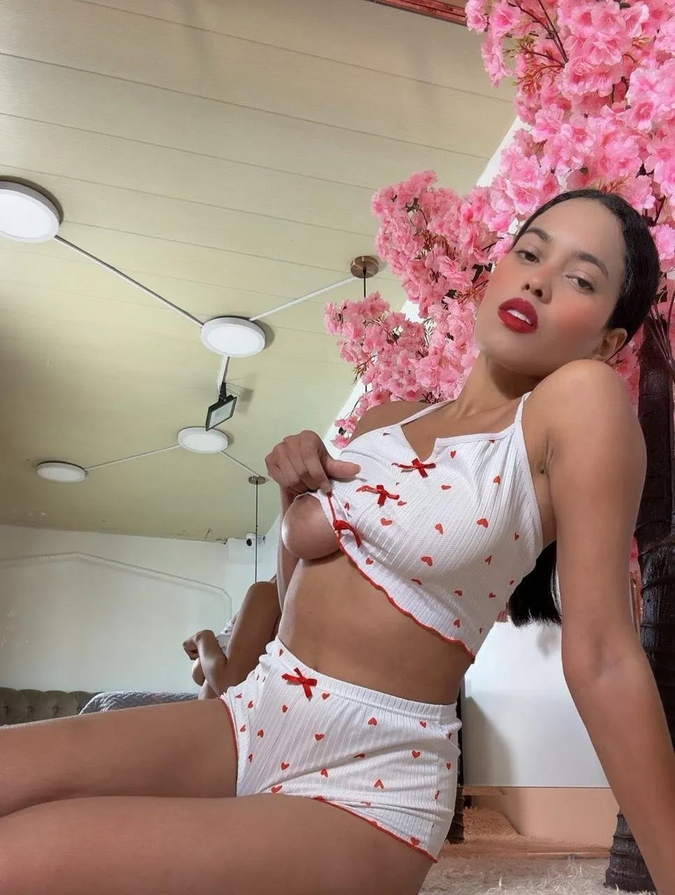 Live sex webcam photo for LiaObrion18 #7441652