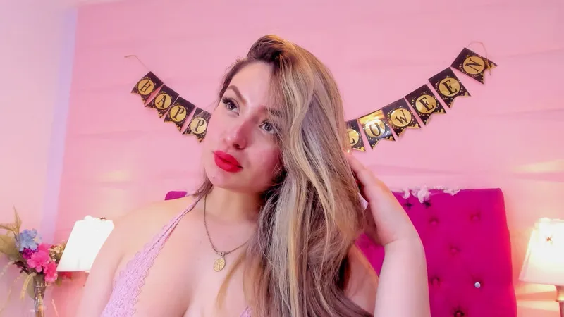 Live sex webcam photo for AlishaAdamsonn #5657685