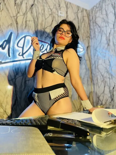 Live sex webcam photo for LIAAPALMER #5656078
