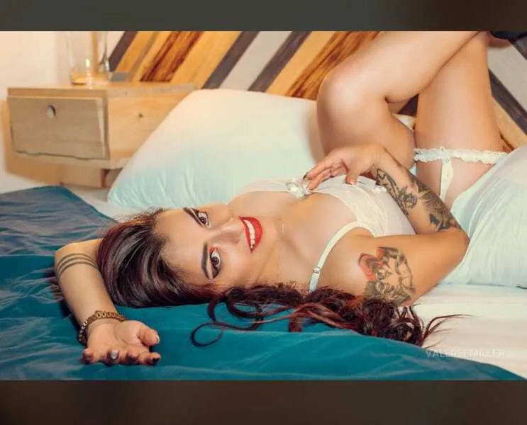 Live sex webcam photo for LUNACUTEF #6274363