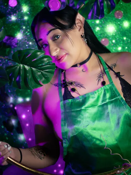 Live sex webcam photo for LunaTamara26 #6195225