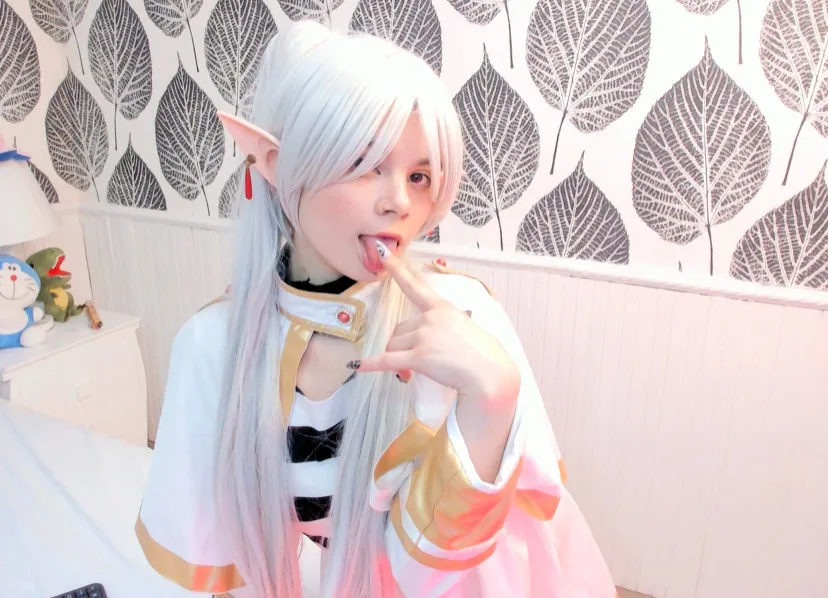 Live sex webcam photo for SarenIzumi #7316420