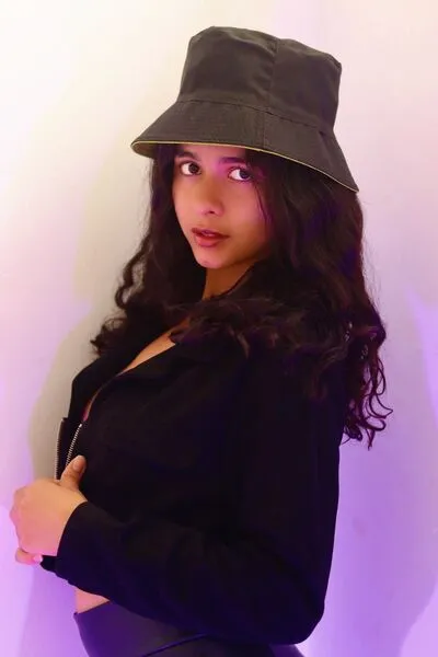 Live sex webcam photo for arianajaness #5582951