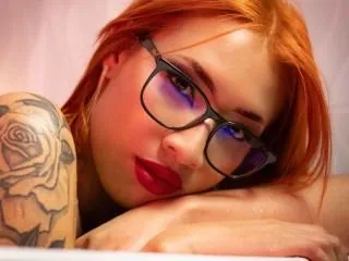 Live sex webcam photo for CharlotteQuinn26 #6501675