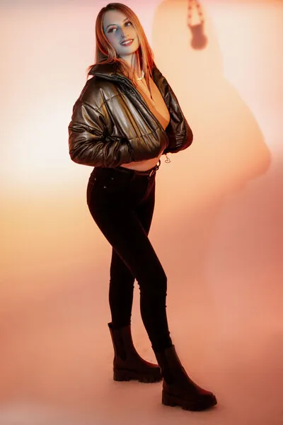 Live sex webcam photo for SophiaCooperr #5902818