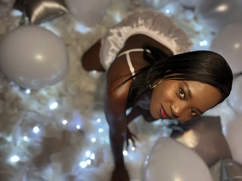 Live sex webcam photo for linacortez #5378233