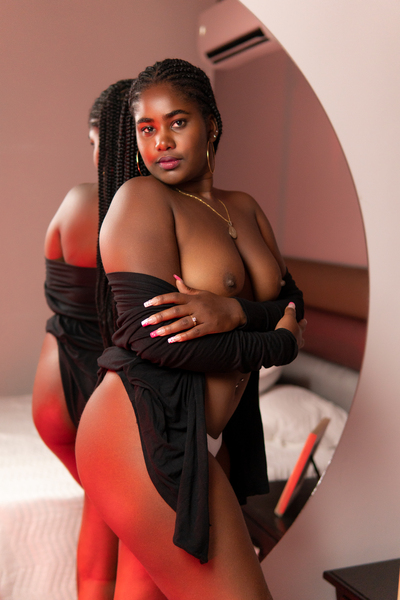 Live sex webcam photo for HollyBurtom #5391973