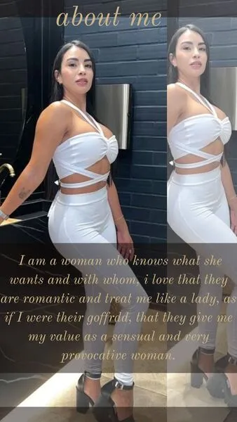 Live sex webcam photo for FelicityAdamss #5724807