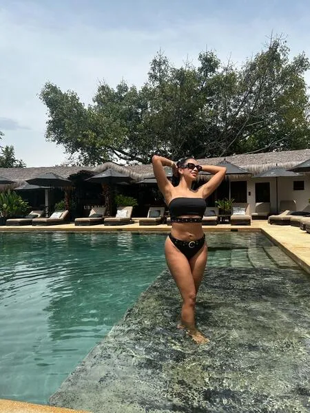 Live sex webcam photo for FelicityAdamss #5600236