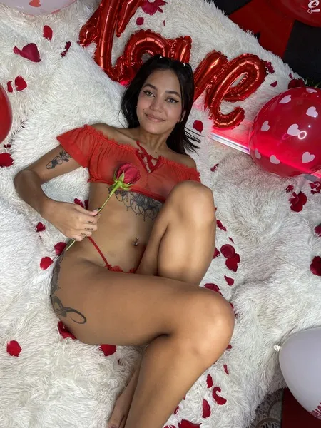 Live sex webcam photo for CataleyaTeylor #6149600