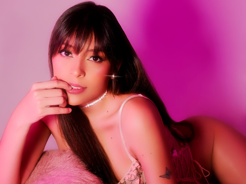 Live sex webcam photo for GabyRox #5410393