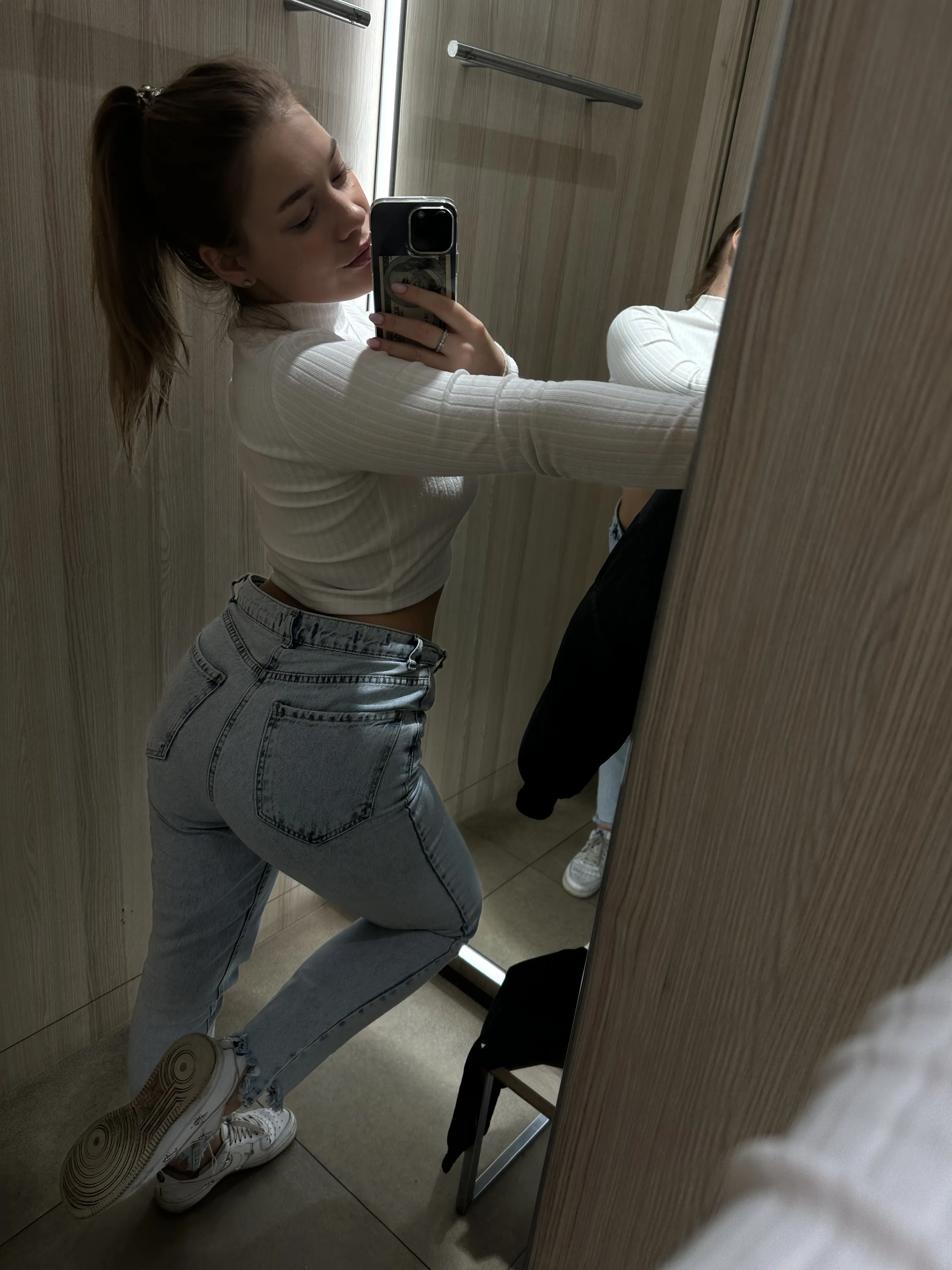 Live sex webcam photo for DianaLuna #7831797