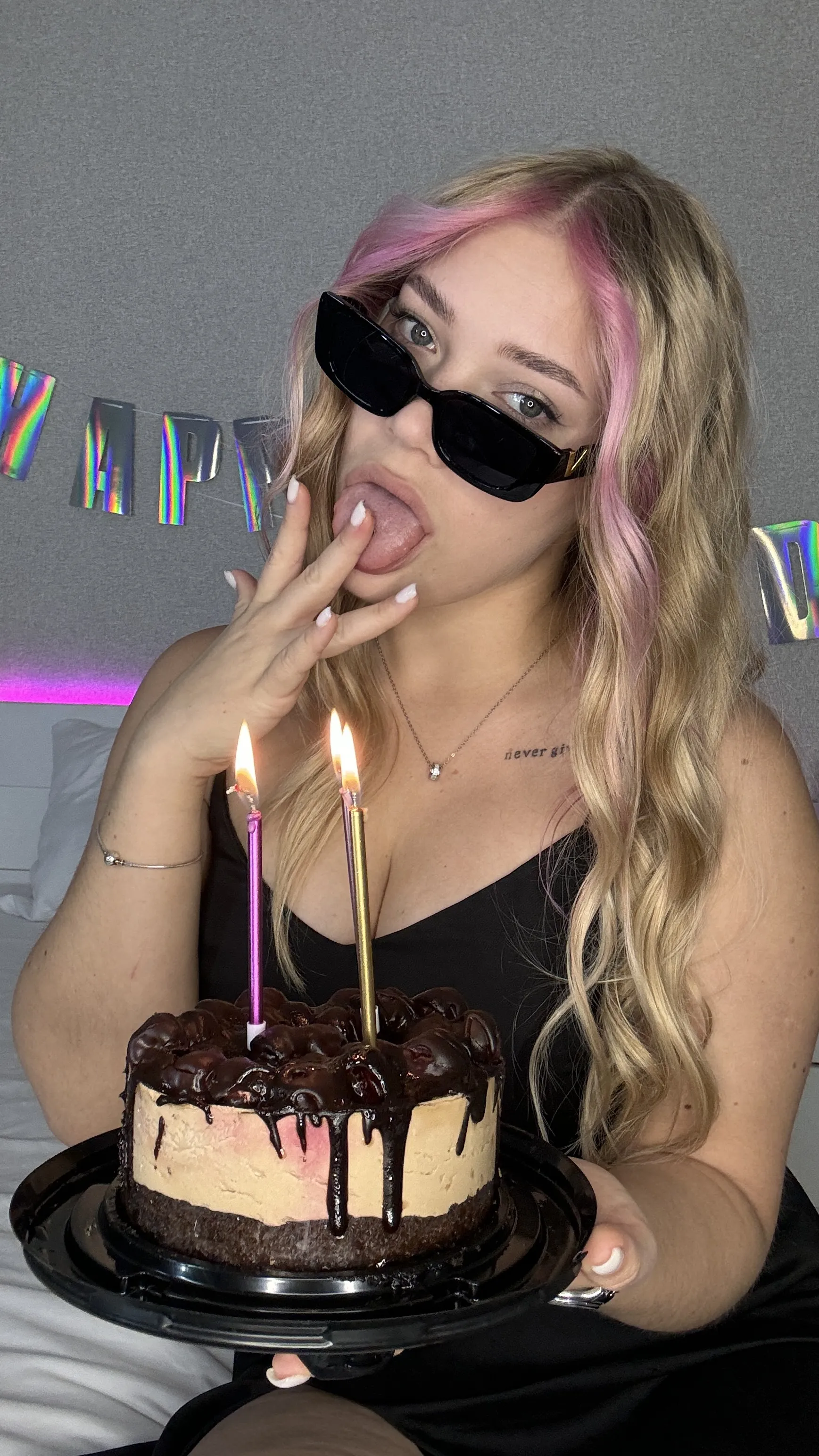 Live sex webcam photo for DianaLuna #7831886