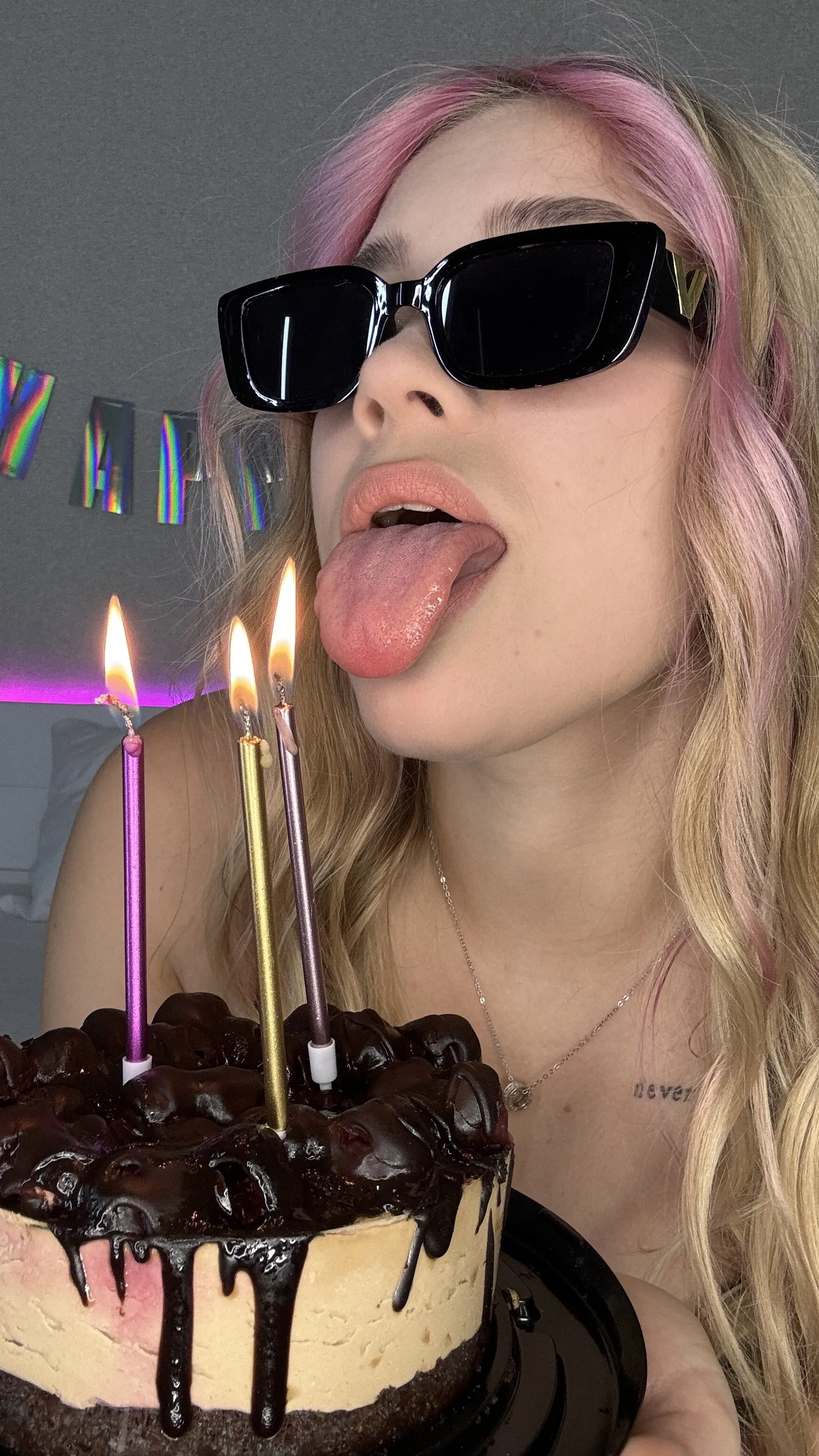 Live sex webcam photo for DianaLuna #7831888