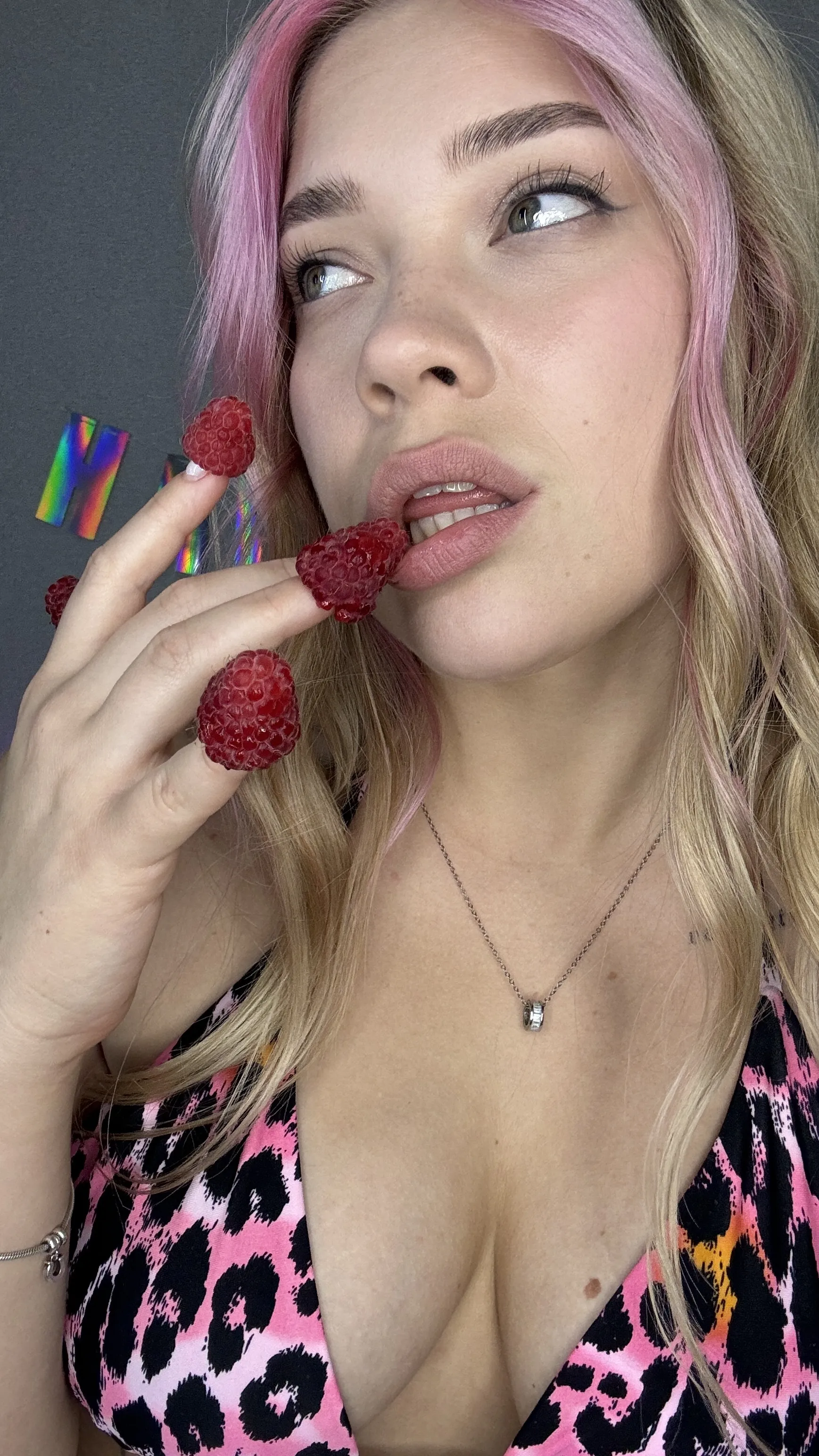 Live sex webcam photo for DianaLuna #7831871