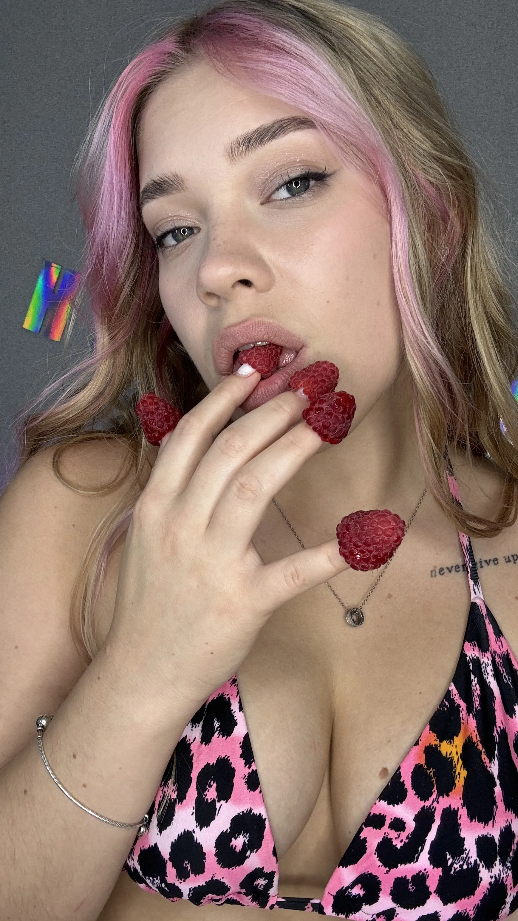 Live sex webcam photo for DianaLuna #7831874