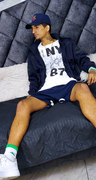 Live sex webcam photo for MICHELSTEVEN #5582767