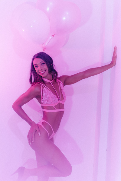 Live sex webcam photo for CamySweet #5902871