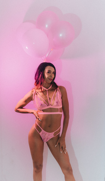 Live sex webcam photo for CamySweet #6097027