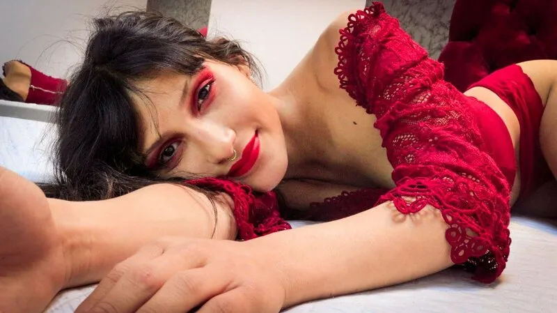 Live sex webcam photo for DaisyClarck #5442608