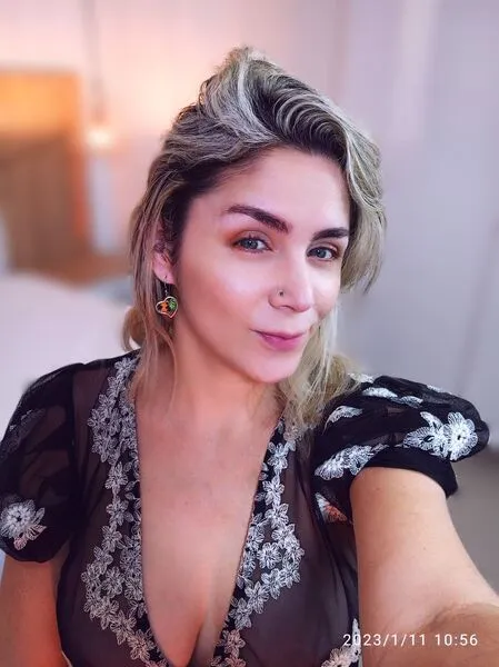 Live sex webcam photo for CharlotMoon #6335039