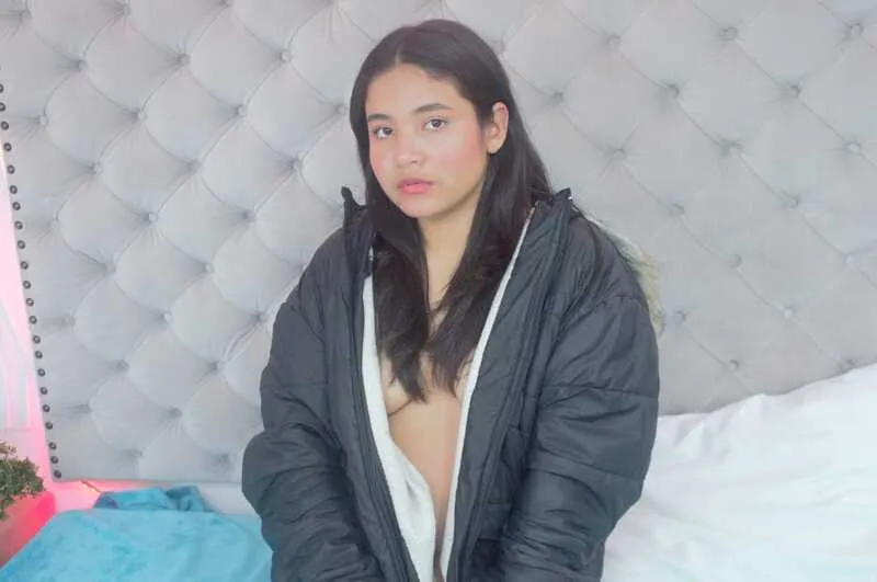 Live sex webcam photo for AannieEvans #5491785