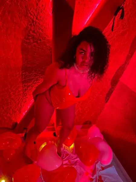 Live sex webcam photo for MemphisWilliams #7117401