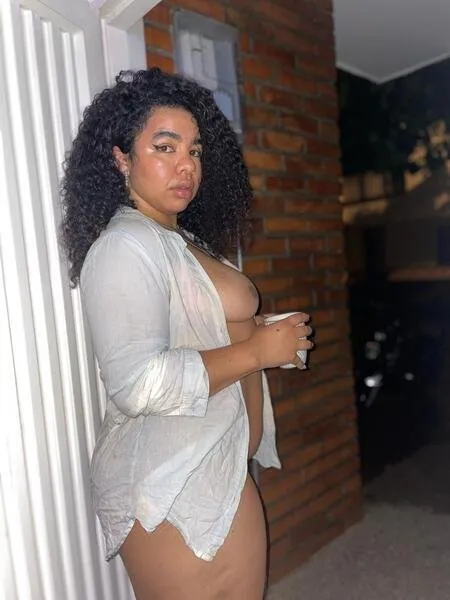 Live sex webcam photo for MemphisWilliams #7117414