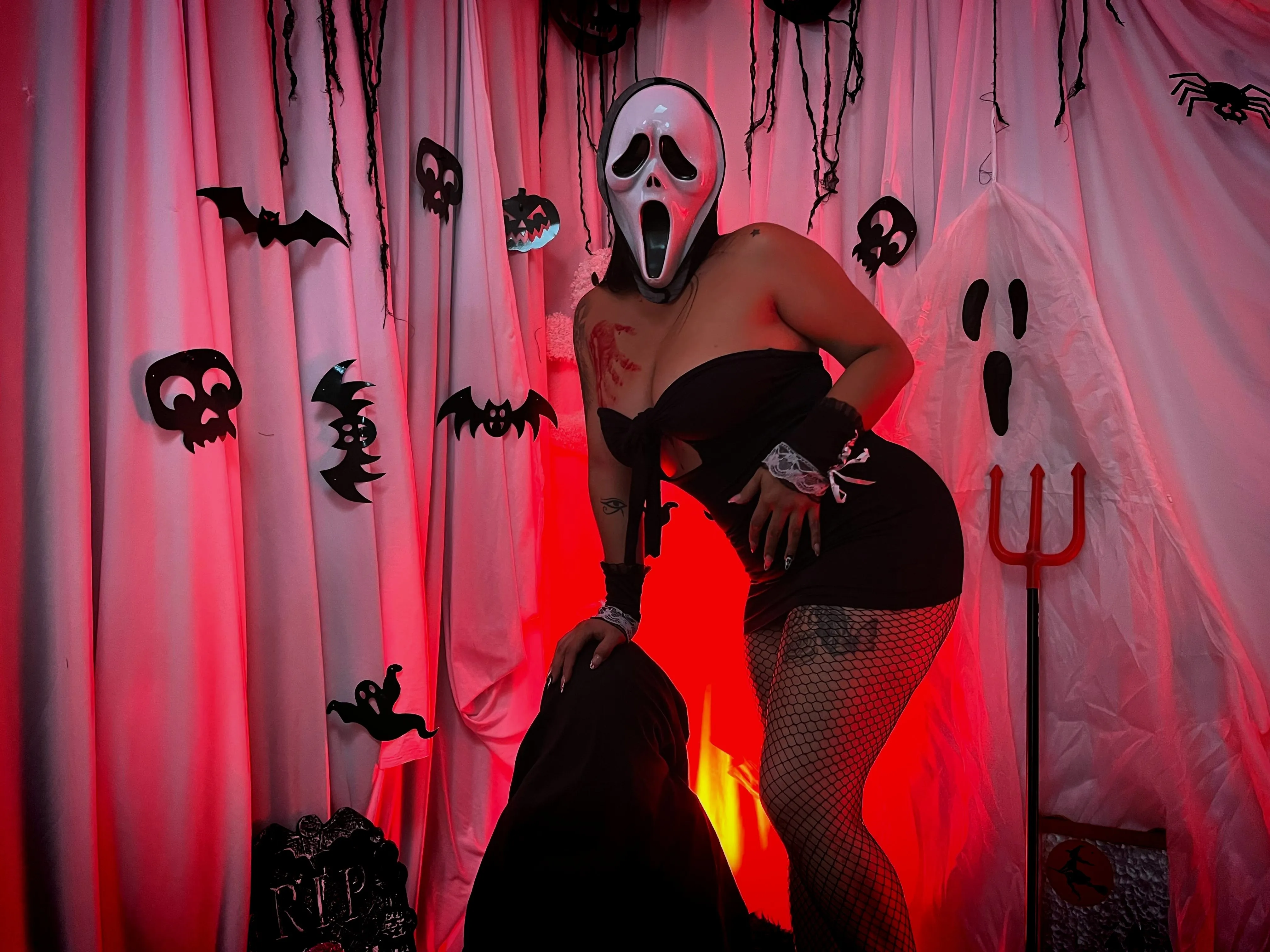 Live sex webcam photo for Kiimrouse #7124636