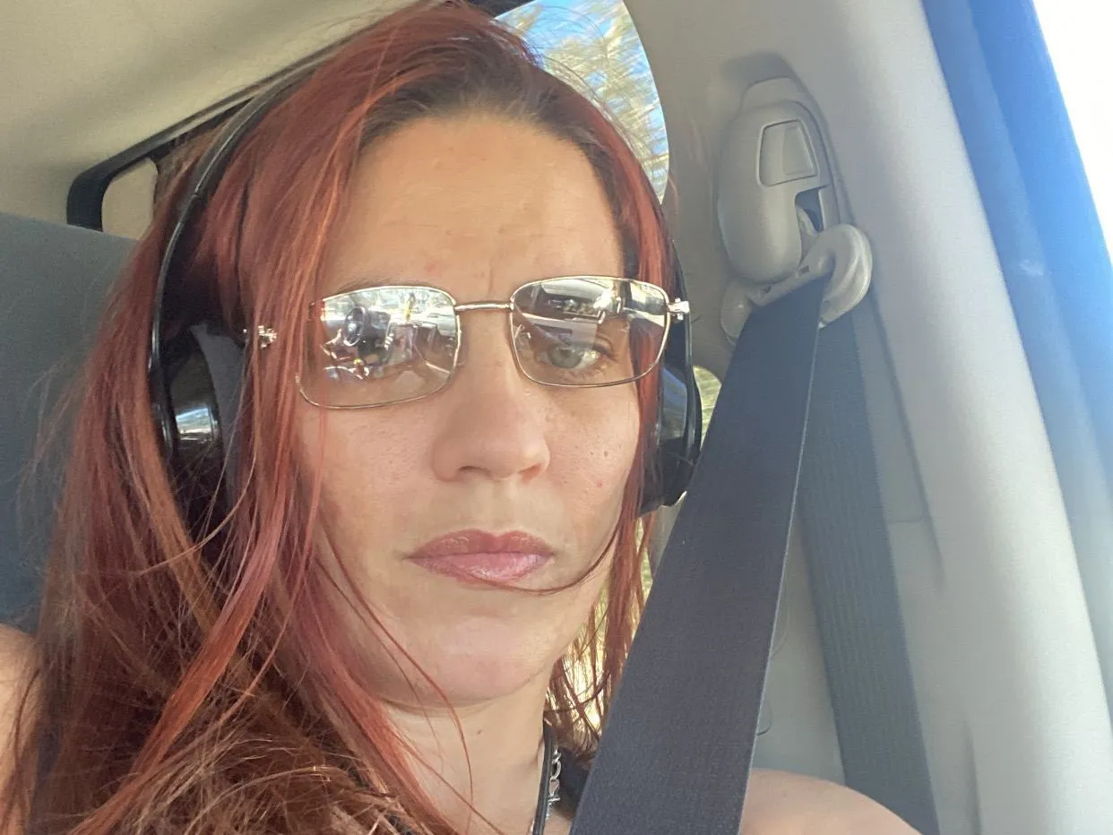 Live sex webcam photo for LovelyElaine #5455568