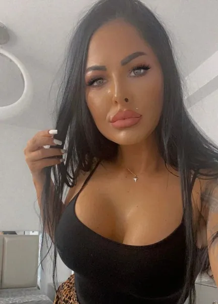 Live sex webcam photo for VanessaBounty103 #5387465