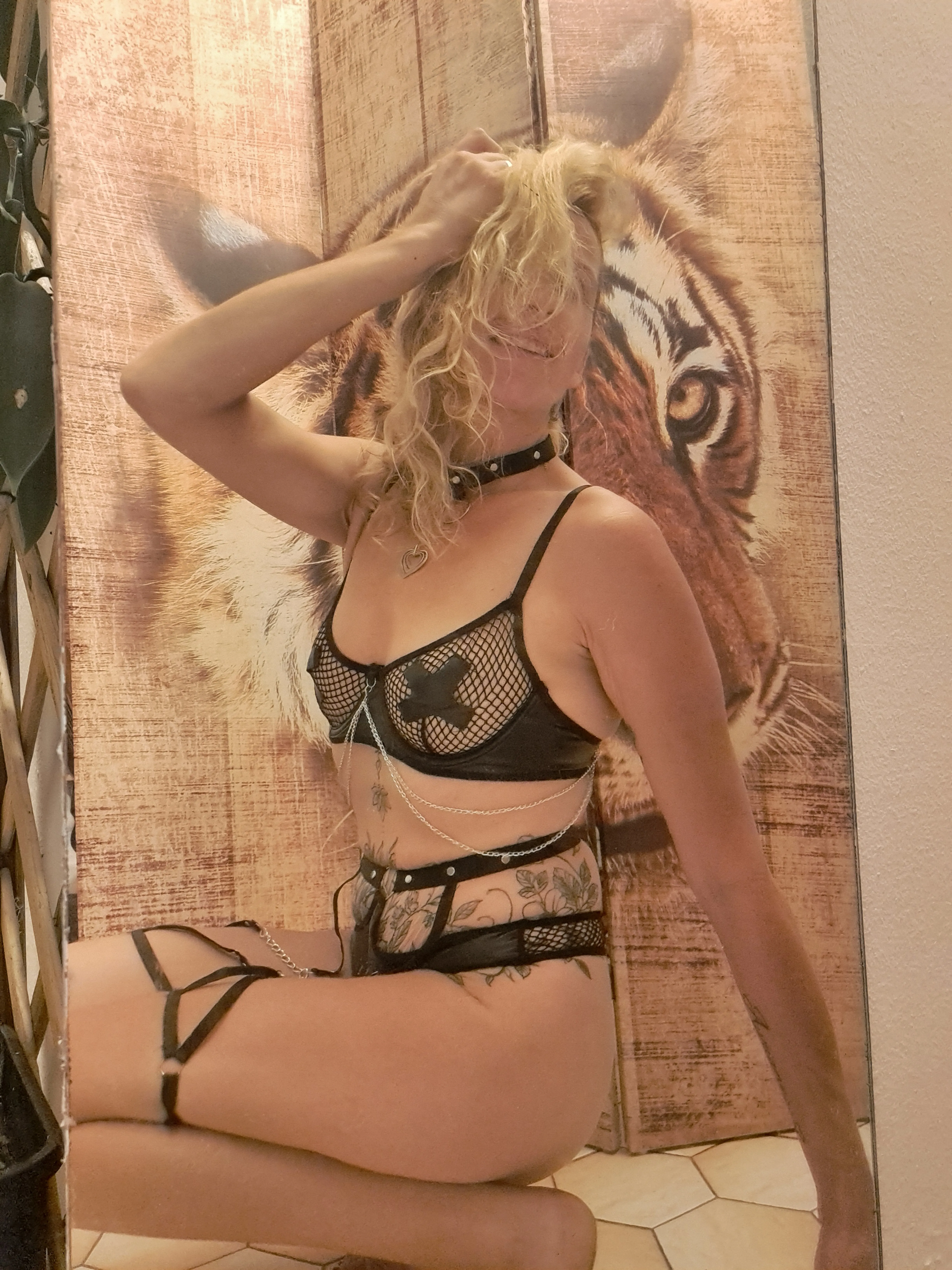 Live sex webcam photo for titalove #7443523